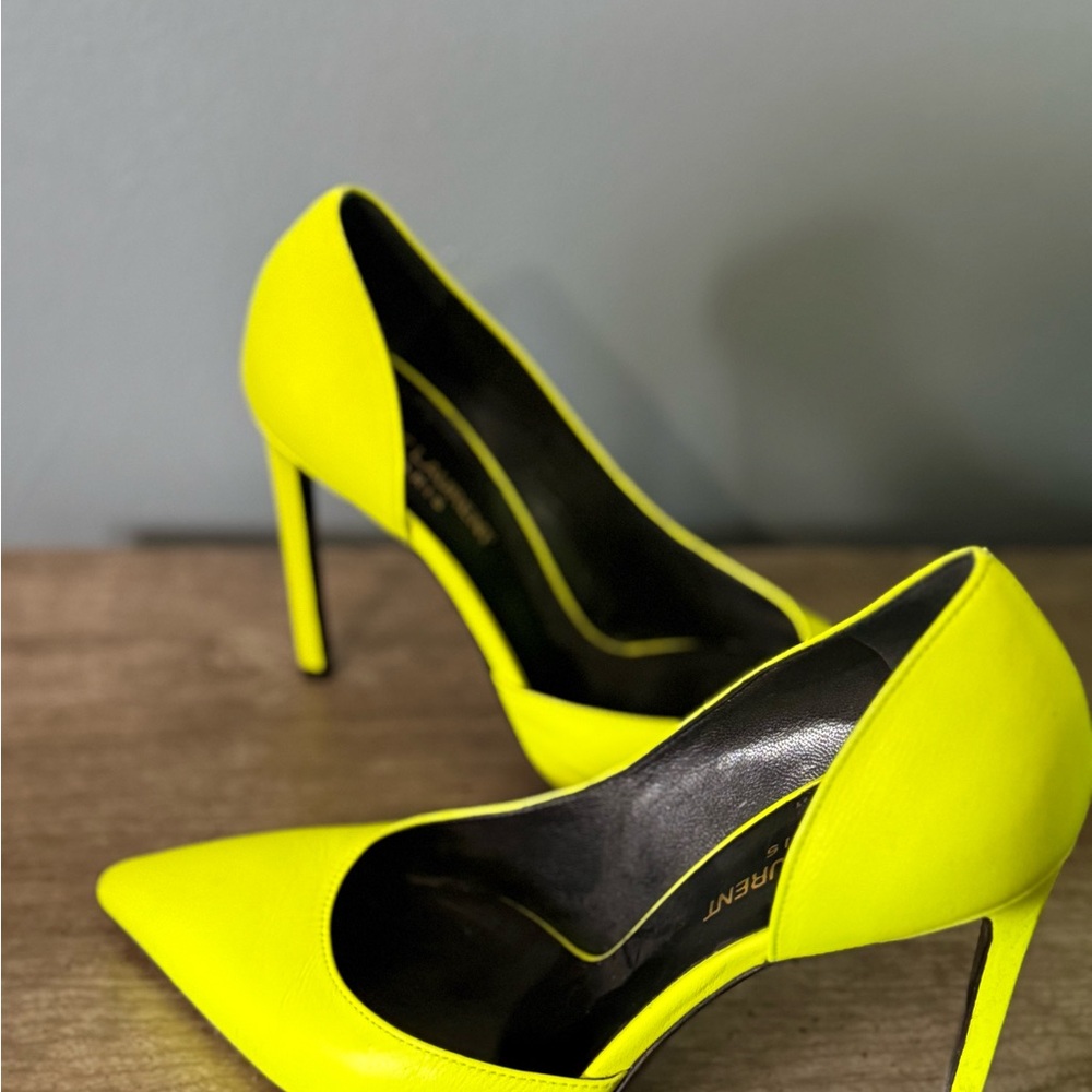 Saint Laurent Neon Yellow Heels - Picture 2 of 3